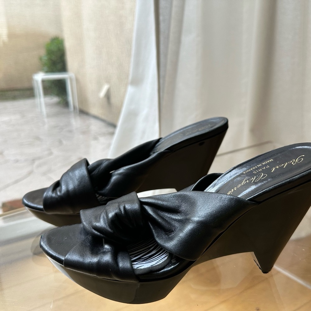 Robert Clergerie wedges size 36